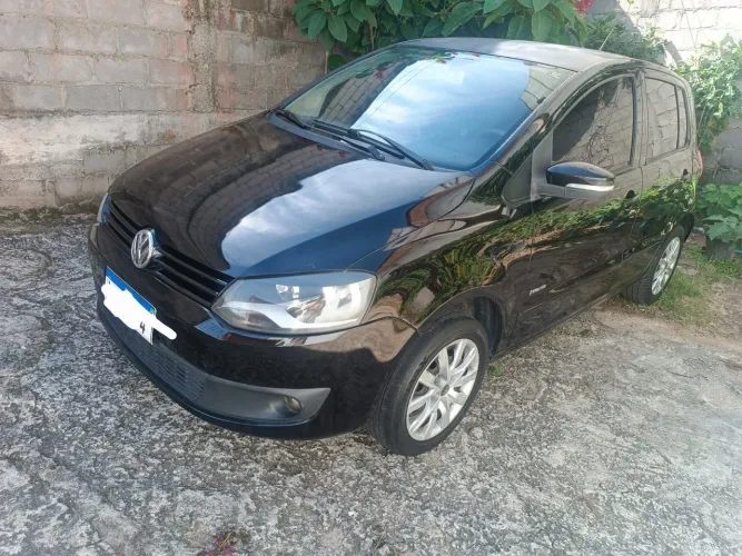 Volkswagen Fox 1.0 MI Total Flex 8V 5P 2012