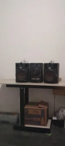Vendo um aparelho de som marca LG mini hi-fi system cm 4320 usado super conservado