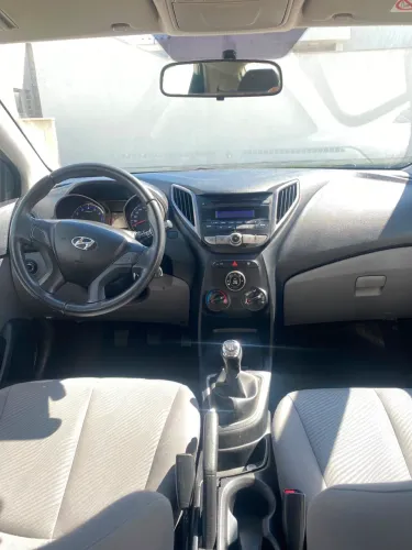 Hyundai HB20 Premium 1.6 Flex 16V Mec. 2013