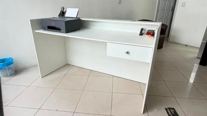 Balcão recepção 
