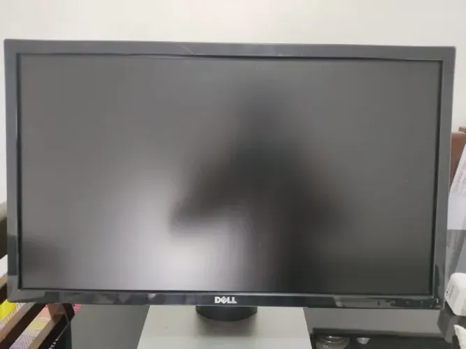 Monitor Dell 24 polegadas (SE2417HG) com DEFEITO
