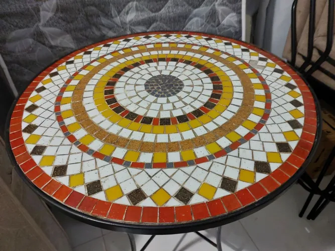 Mesa em Mosaico