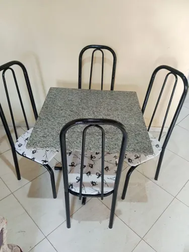 mesas faço entrega imediata e aceita cartão