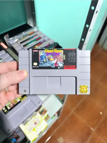 Cartucho Stunt Race FX original para Super Nintendo