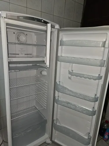 Geladeira consul frost free semi nova em otima estado!