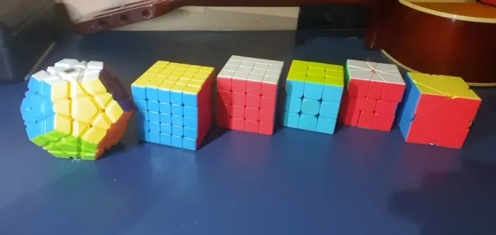 Cubos Mágicos MOYU
