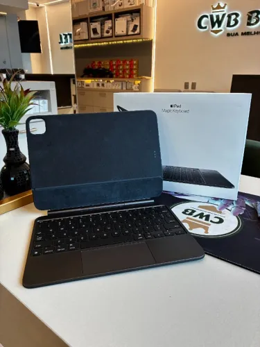Magic KeyBoard iPad Pro M4/M5 11 Polegadas - Loja Fisica