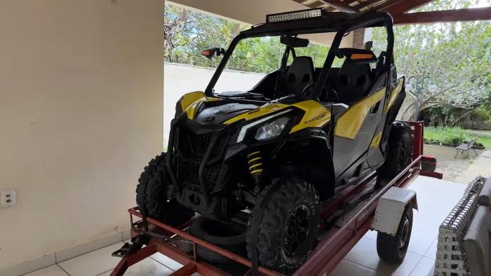 UTV can am 800 bem conservado ótima procedência 