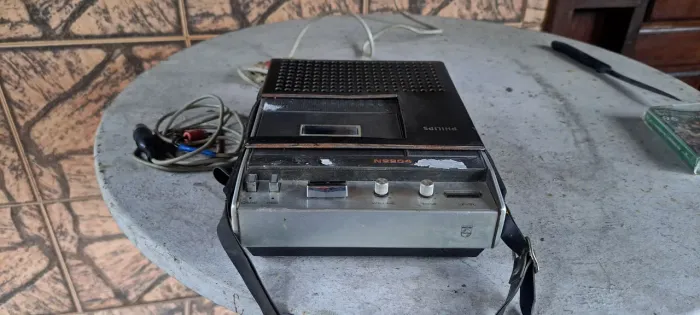 Gravador Cassette Record Philips  N 2204 sem som 100,00