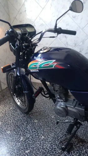 titan 125cc azul em dias ano 96