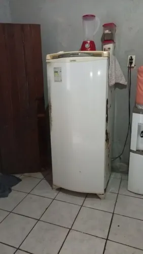 Armário combina sofá geladeira fogã mesa cama cadeira 