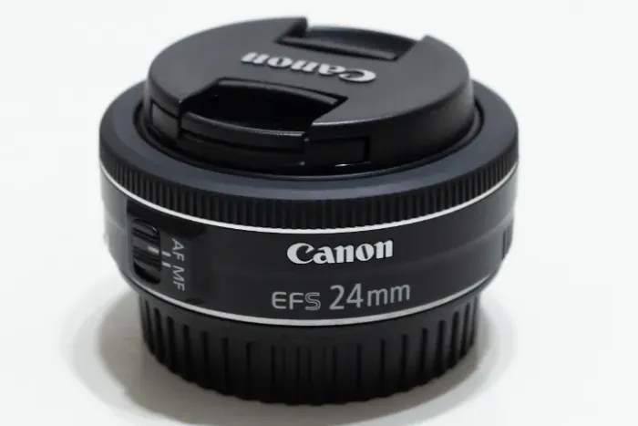 Lente Canon EF-S 24mm f/2.8 STM