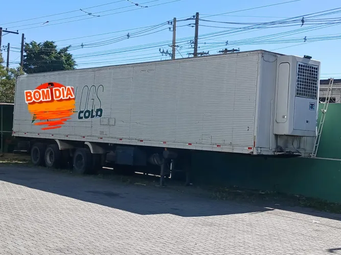Carreta Randon SR Refrigerada