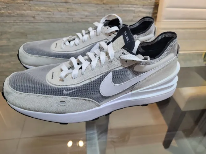 Tênis masculino Nike waffle One 43