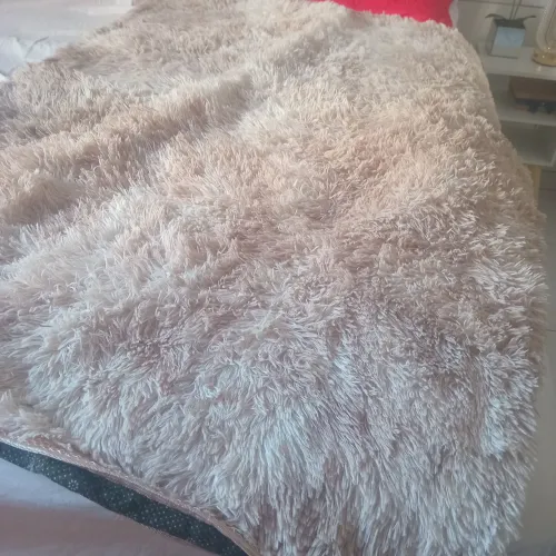 Vende se esse tapete de sala