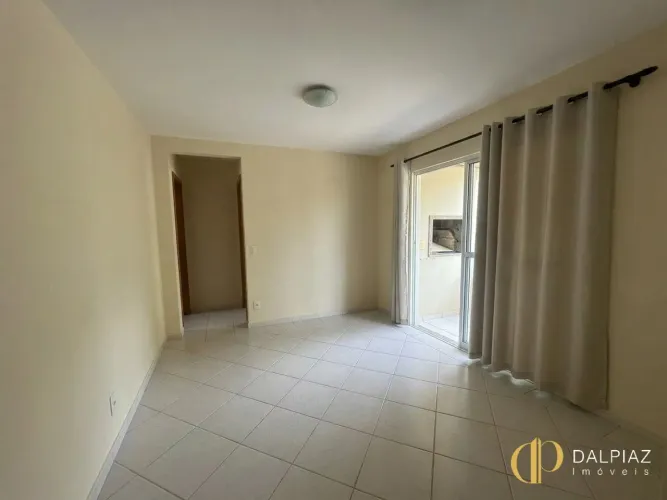 EXcelente apartamento recém-reformado na Carvoeira