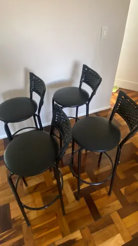 Banquetas Altas para Balcão / Cozinha - Estado de Nova
