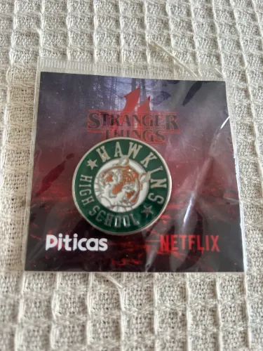 Pin Stranger Things - Piticas 