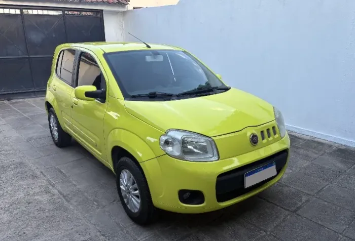 Fiat Uno Vivace Celeb. 1.0 EVO F.flex 8V 5P 2012