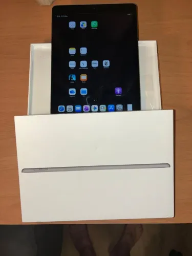 iPad 8ª geração A12 Bionic 10,2?, Wi-Fi, 128GB - Space Gray - Excelente