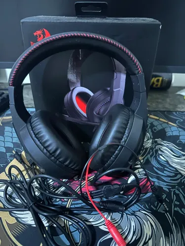 Fone Redragon cronus 