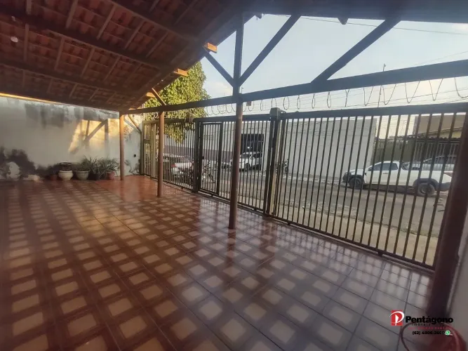 Casa 3 quartos Setor dos Funcionarios