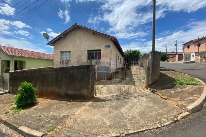 Casa Barão Ataliba Nogueira: 4 Quartos, Ótima Oportunidade
