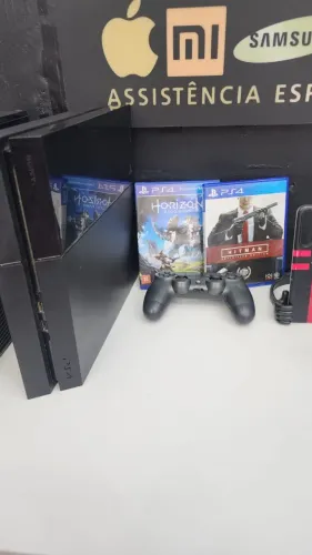 PS4 com 2 Jogos