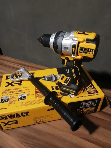 Parafusadeira DeWalt DCD1007