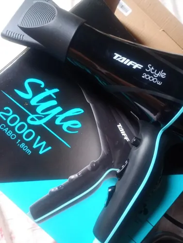 Vendo kit profissional de secador e prancha TIFF novo 