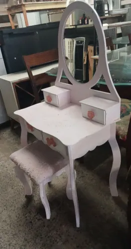 Penteadeira com banqueta Infantil