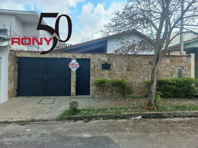 Casa residencial com 4 quartos e 3 vagas para aluguel no Nova Guará