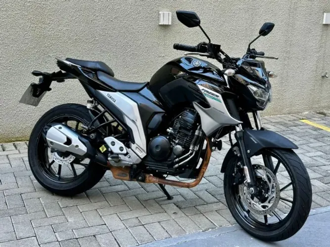 YAMAHA FZ25 2019