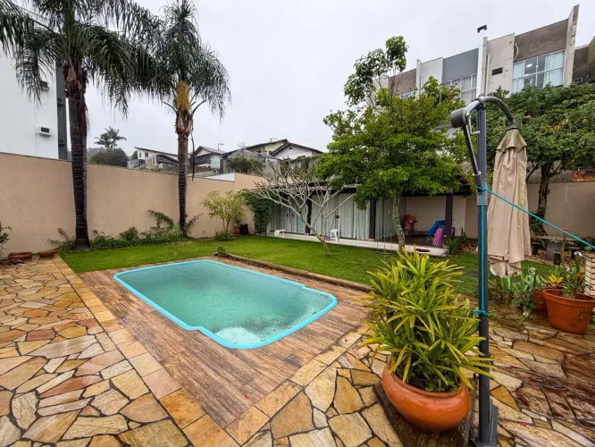Casa com 4 dormitórios à venda, 156 m² por R$ 1.322.000,00 - Fortaleza - Blumenau/SC