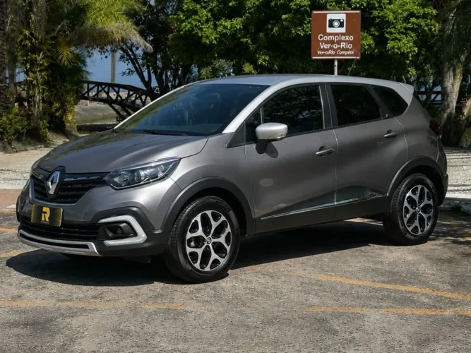 Renault Captur Intense 1.3 TB 16V Flex 5P AUT 2022