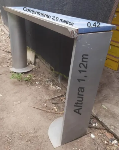 Balcão em Metal