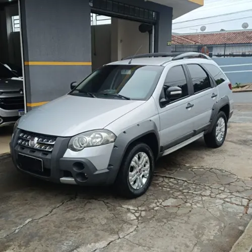 Fiat Palio Weekend Adventure Locker 1.8 Flex 2012