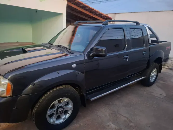 Nissan Frontier Se/se Strik/one CD 4X4 2.8 Dies 2003