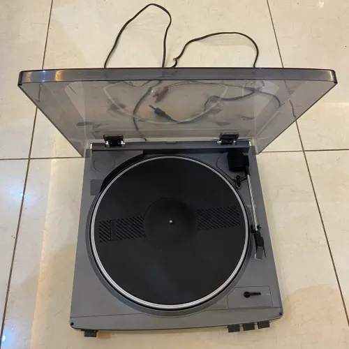 Toca-Discos Aiwa PX-E850