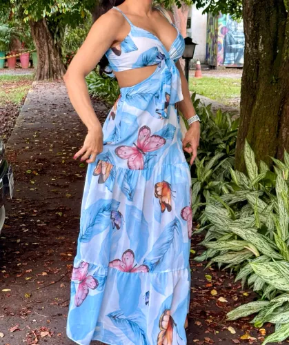 vestido longo floral borboletas azul m