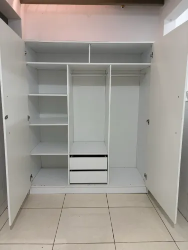 Guarda-Roupa em MDF 