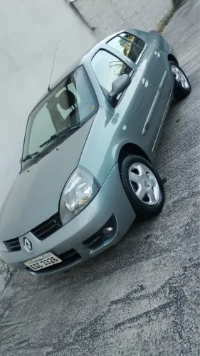 Renault Clio Sed. Privilège Hi-flex 1.6 16V 4P 2009