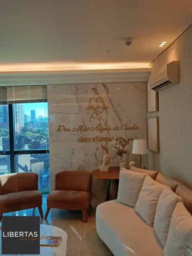CLÍNICA DECORADA COM VISTA PARA O GUAÍBA