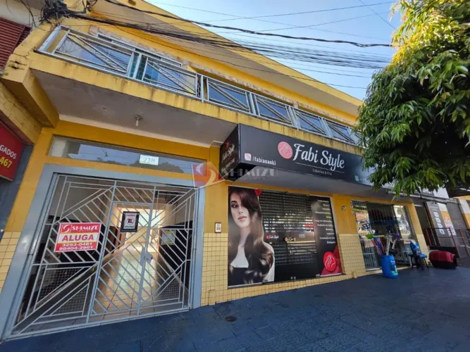 Sobreloja para alugar em Maringá, Parque das Grevíleas, com 3 quartos, com 100 m²