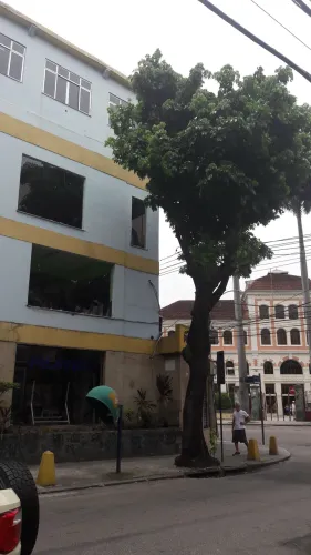 Casa para aluguel tem 400 metros quadrados com 4 quartos em Tijuca - Rio de Janeiro - RJ