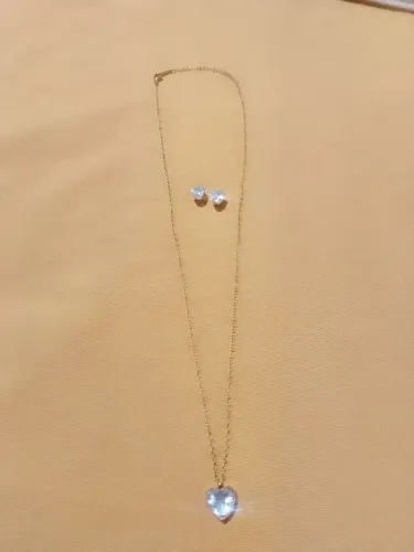 Conjunto de brinco e colar de ouro 18k