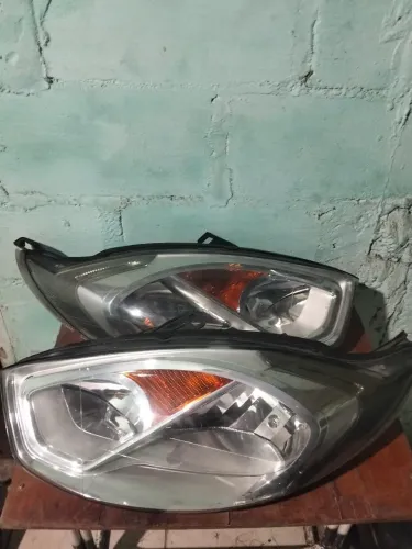 Farol do fiesta Rocam