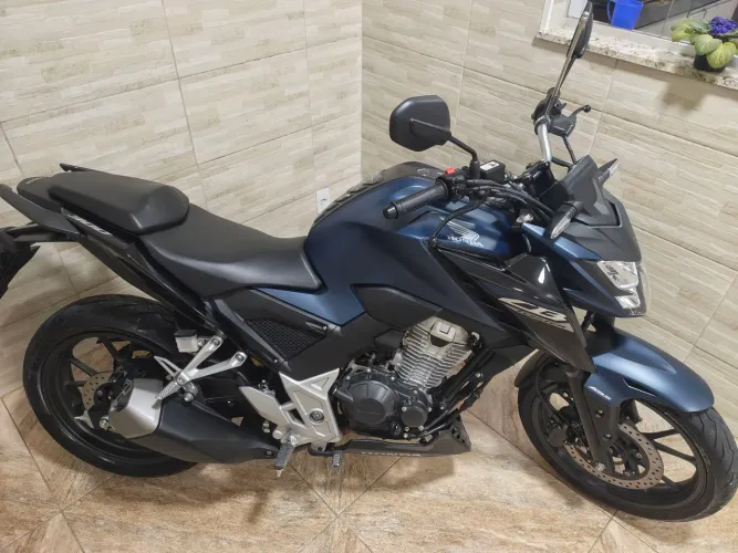 CB Twister 300f 2025