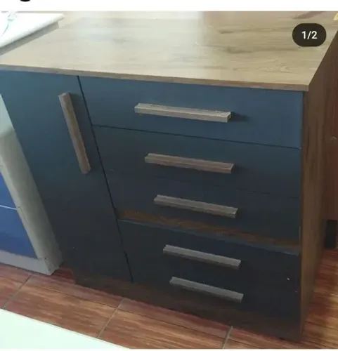 CÔMODA NOVA EM OFERTA 
