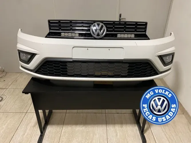 Para choque Dianteiro Linha VW Gol Voyage Saveiro G8 com farol de milha 
